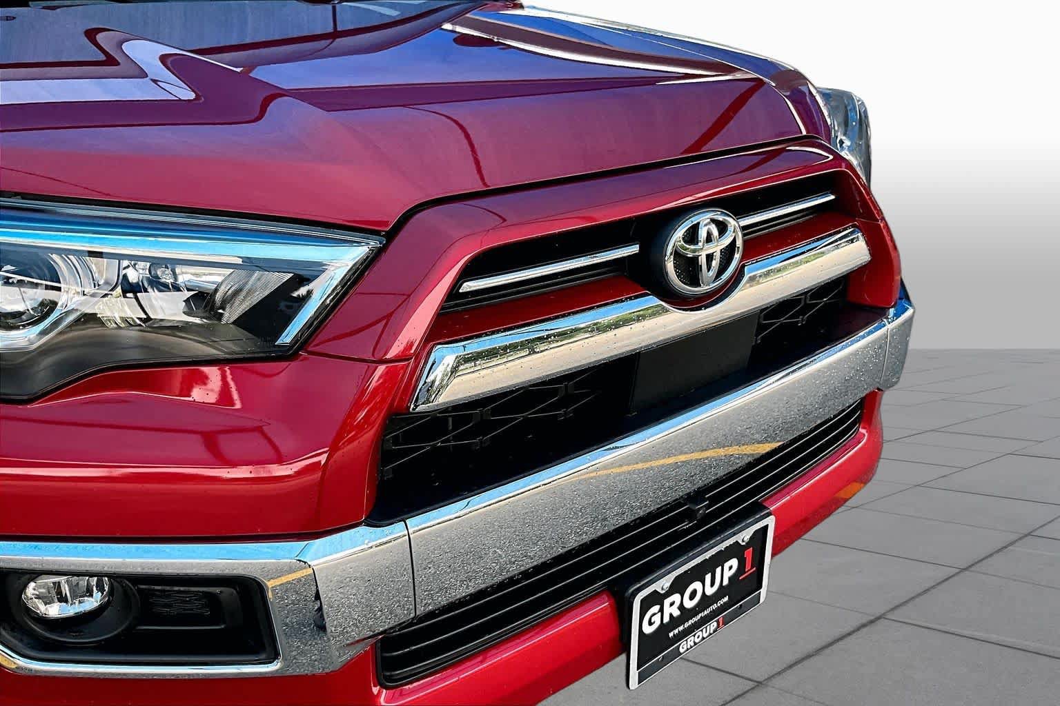 Used 2023 Toyota 4Runner Limited AWD/4WD image 29