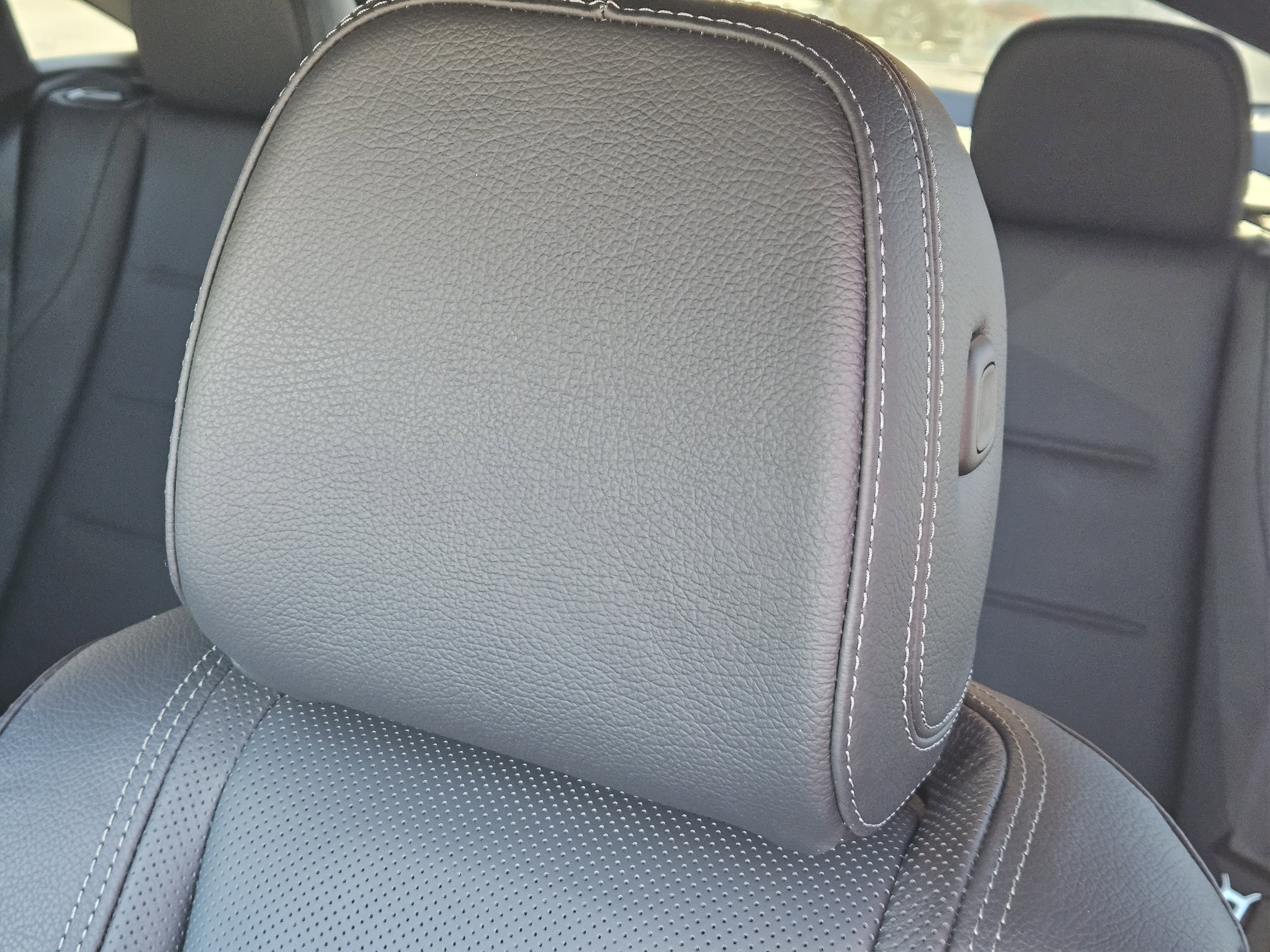 Certified 2025 Mercedes-Benz GLE 450 GLE 450 image 16