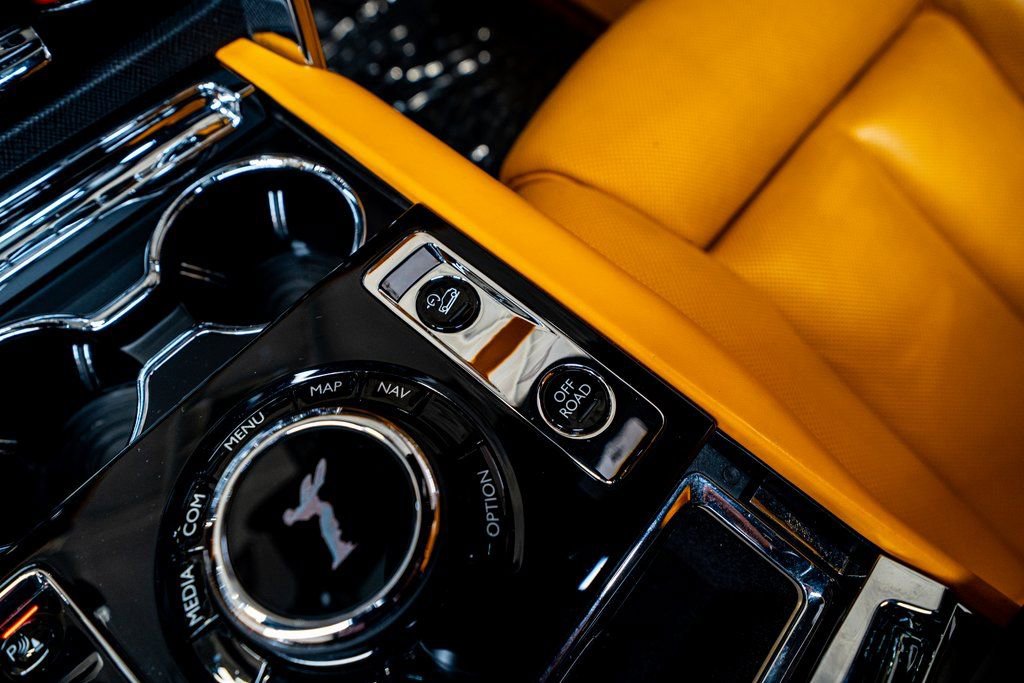 Used 2023 Rolls-Royce Cullinan image 58