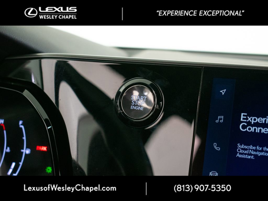 Used 2025 Lexus NX 250 FWD w/ Accessory Package (Z1) image 32