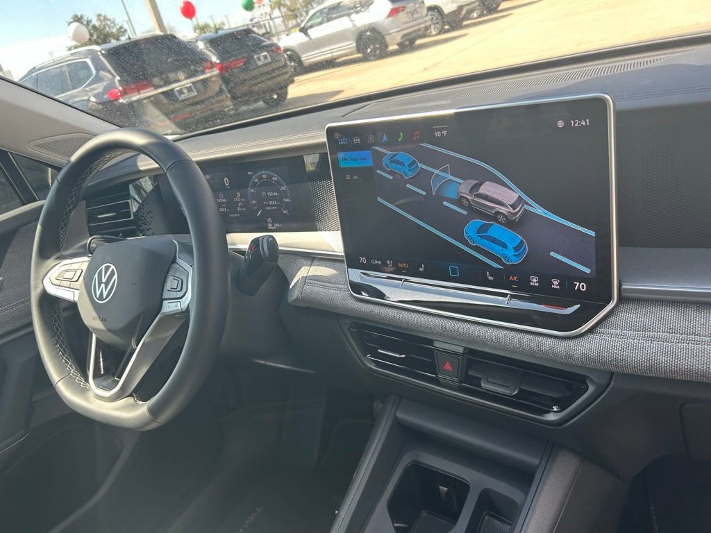 Certified 2025 Volkswagen Tiguan S image 34