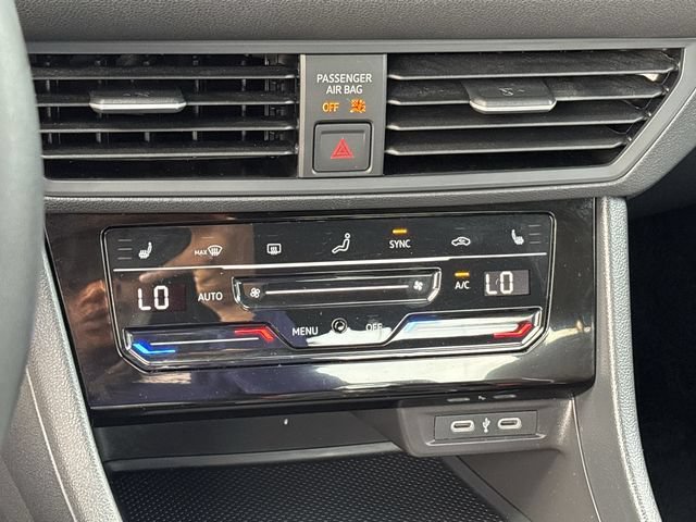 Used 2025 Volkswagen Jetta Sport FWD image 24