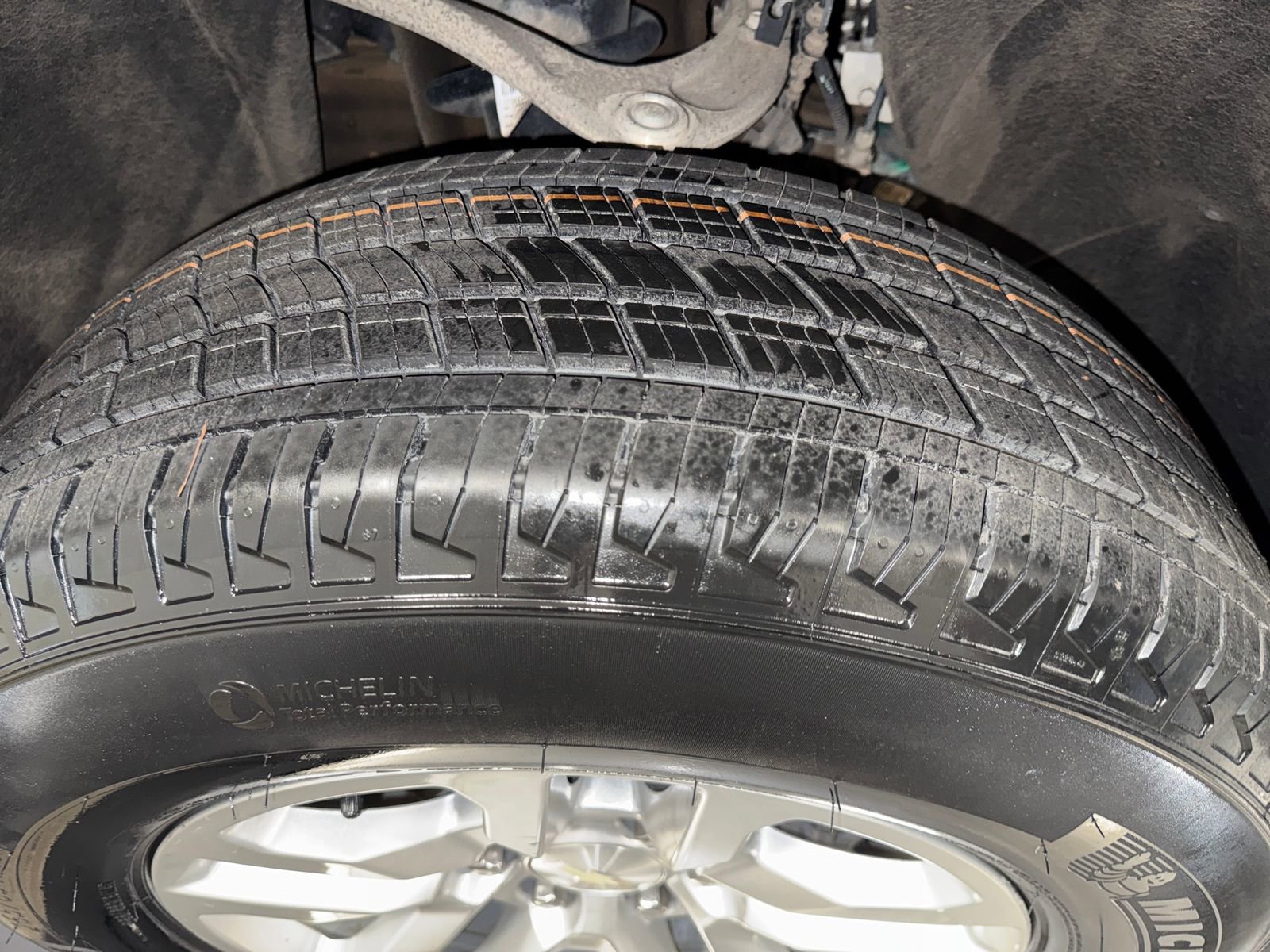 Used 2021 Chevrolet Suburban LS AWD/4WD image 11