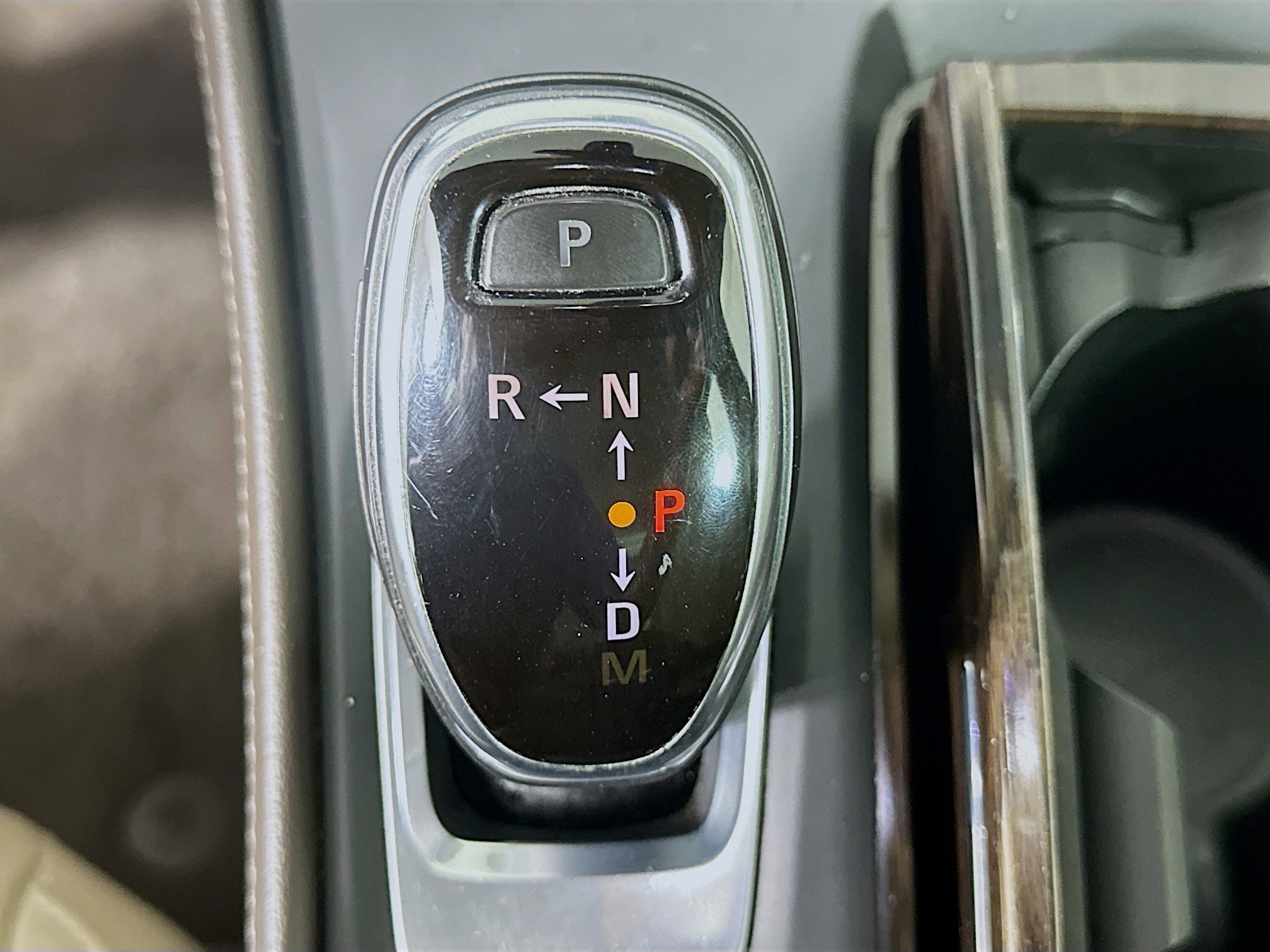 Used 2018 Buick LaCrosse Essence FWD image 24
