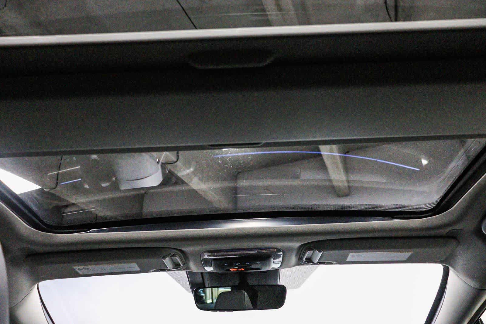 Certified 2026 Toyota Prius XLE FWD image 13