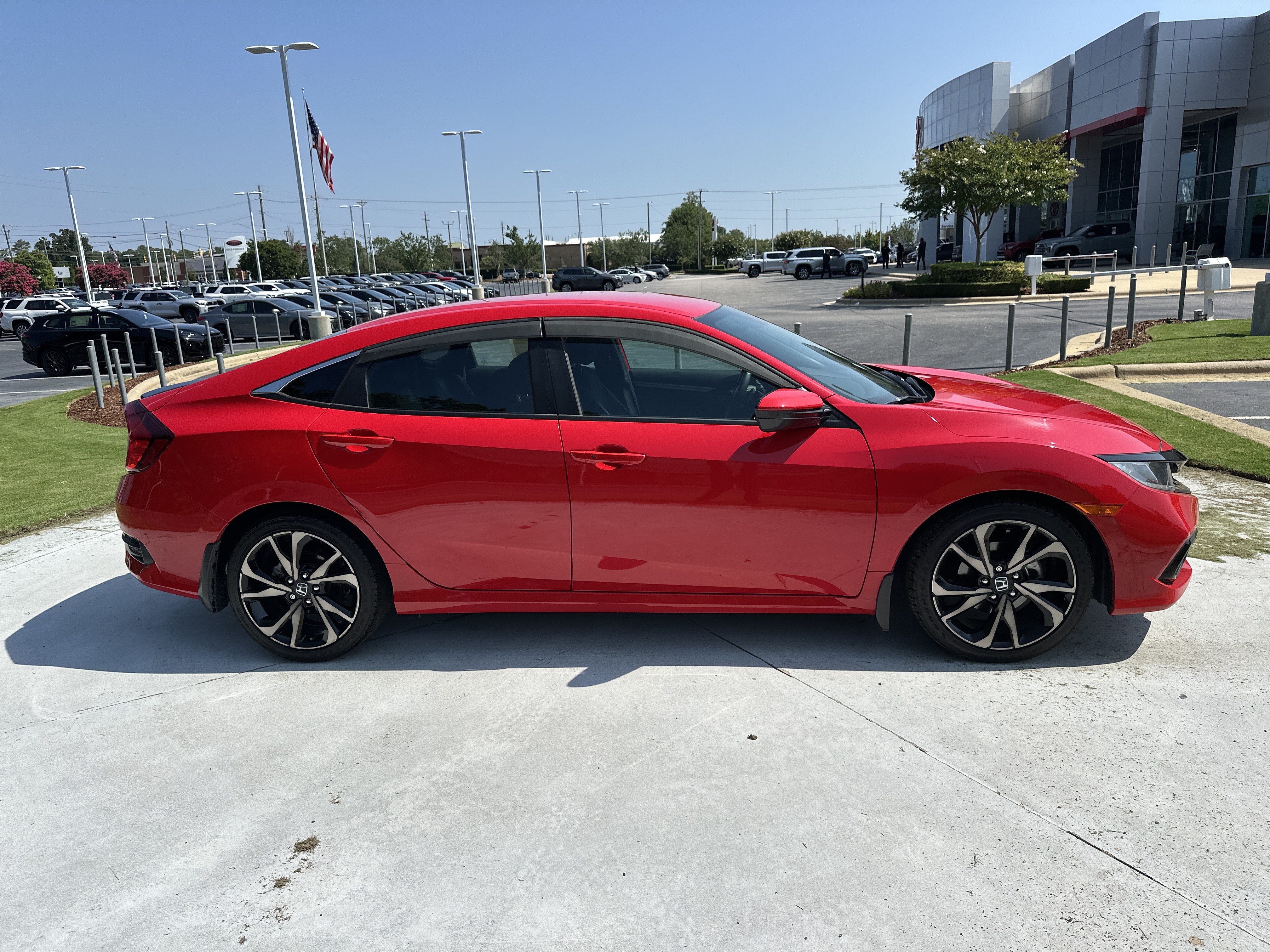 Used 2021 Honda Civic Sport image 11