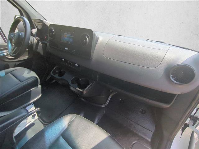 Used 2023 Mercedes-Benz Sprinter 2500 image 20