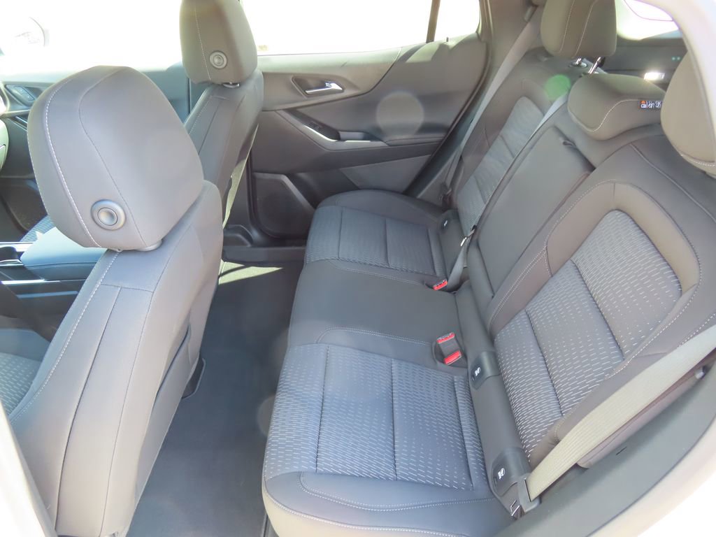 New 2026 Chevrolet Equinox LT FWD image 23