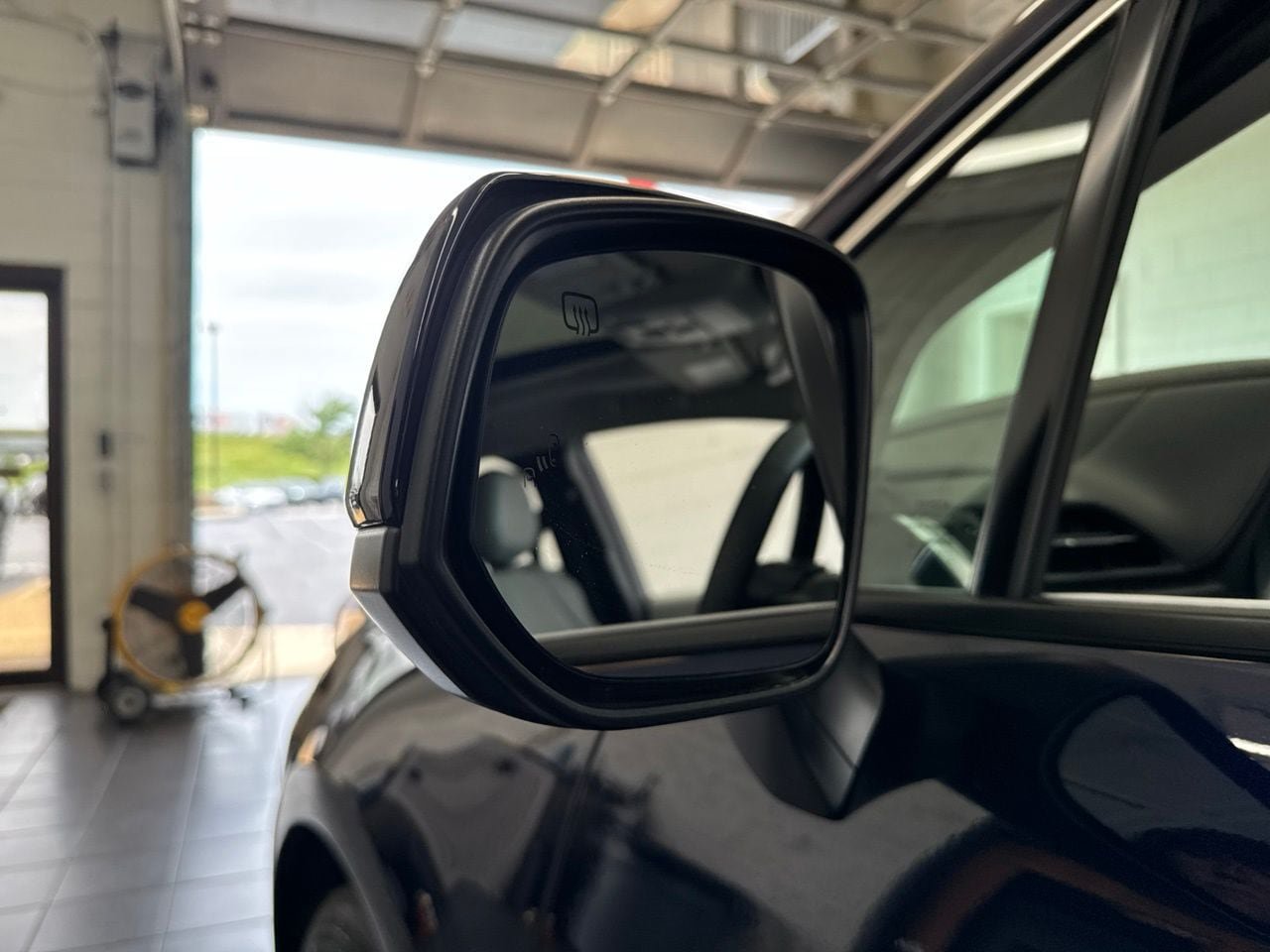Used 2026 Toyota Sienna XLE FWD image 14