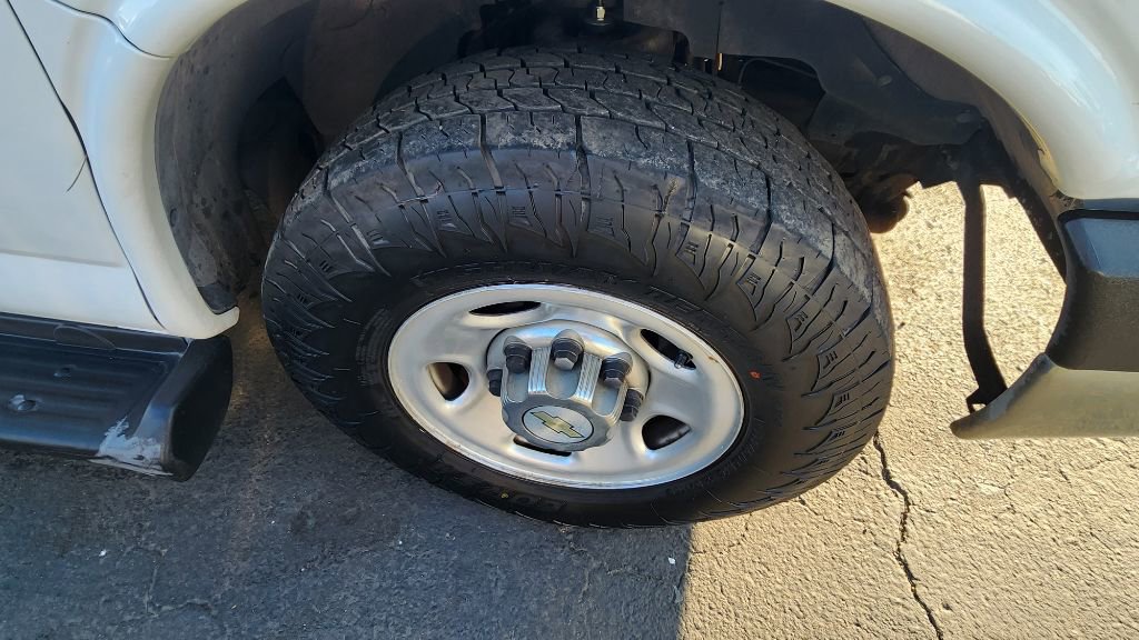 Used 2014 Chevrolet Express 2500 LT w/ LT Preferred Equipment Group image 14