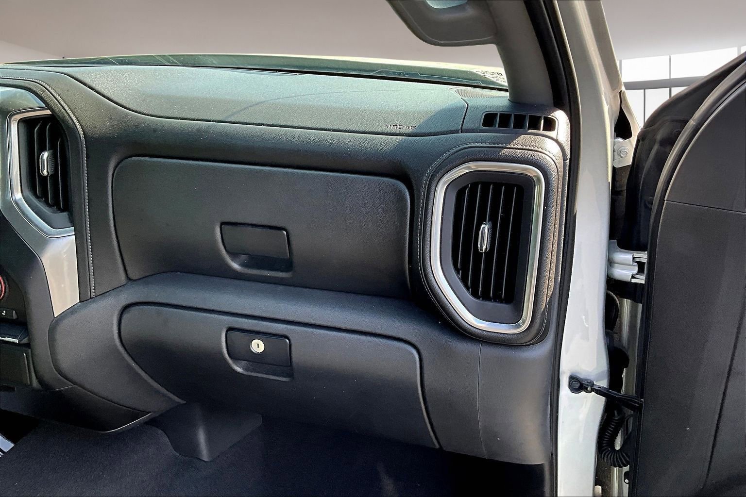 Used 2019 Chevrolet Silverado 1500 LT w/ All-Star Edition RWD image 27