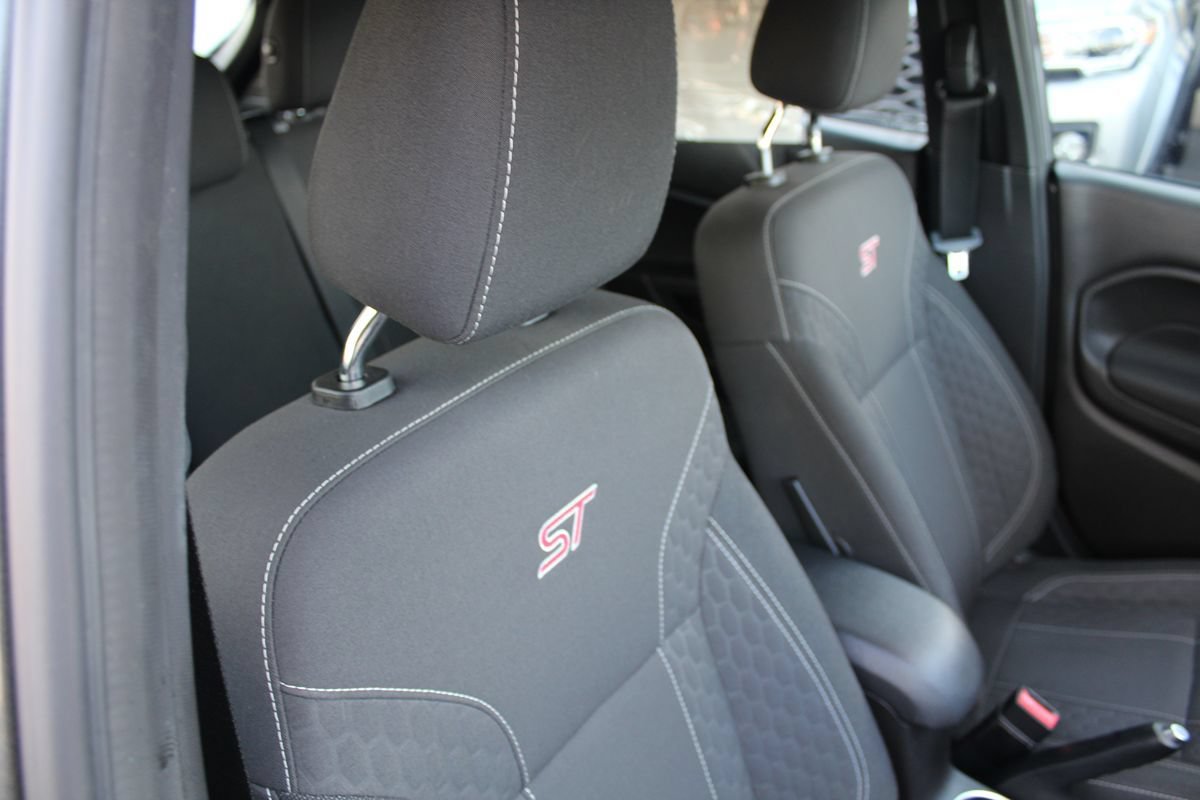 Used 2017 Ford Fiesta ST FWD image 25
