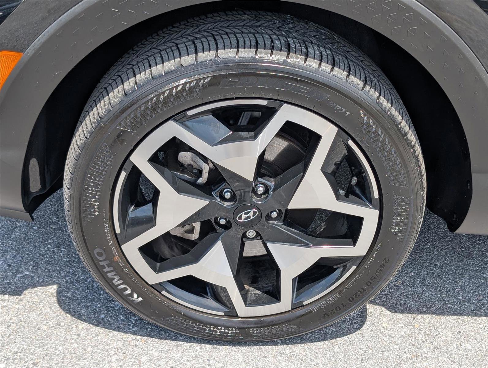 Used 2024 Hyundai Santa Cruz Limited AWD/4WD image 10