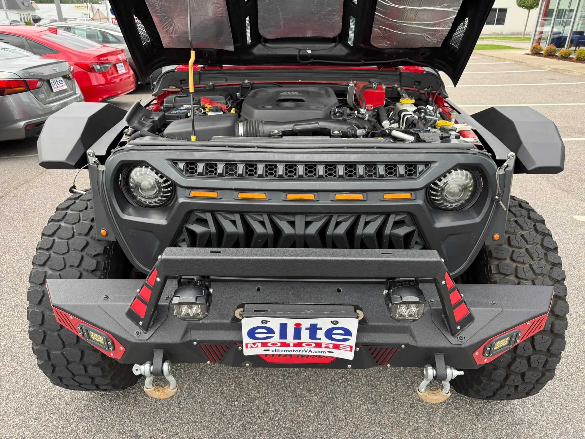 Used 2021 Jeep Wrangler Sport AWD/4WD image 9