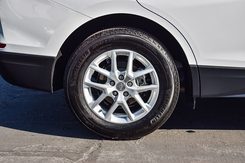 Used 2022 Chevrolet Equinox LT image 11