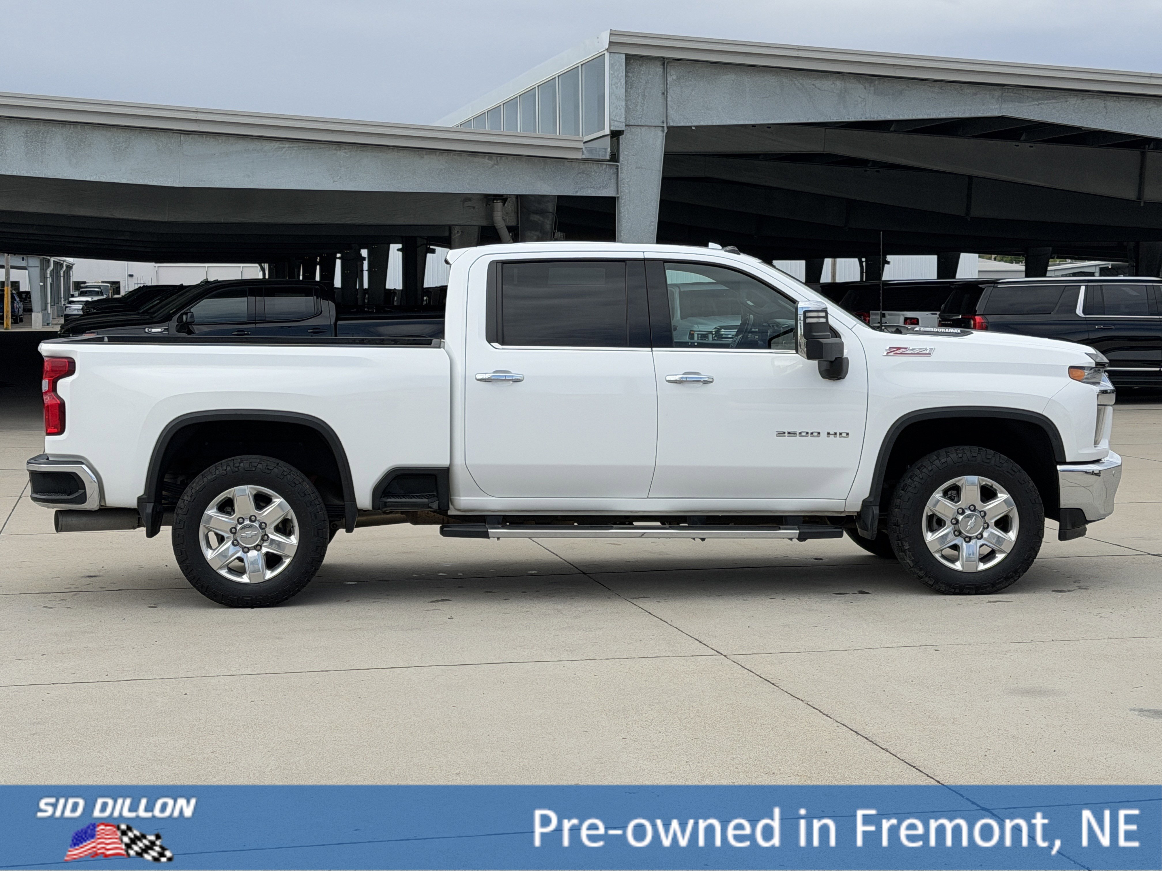 Used 2020 Chevrolet Silverado 2500 LTZ w/ LTZ Plus Package AWD/4WD image 3