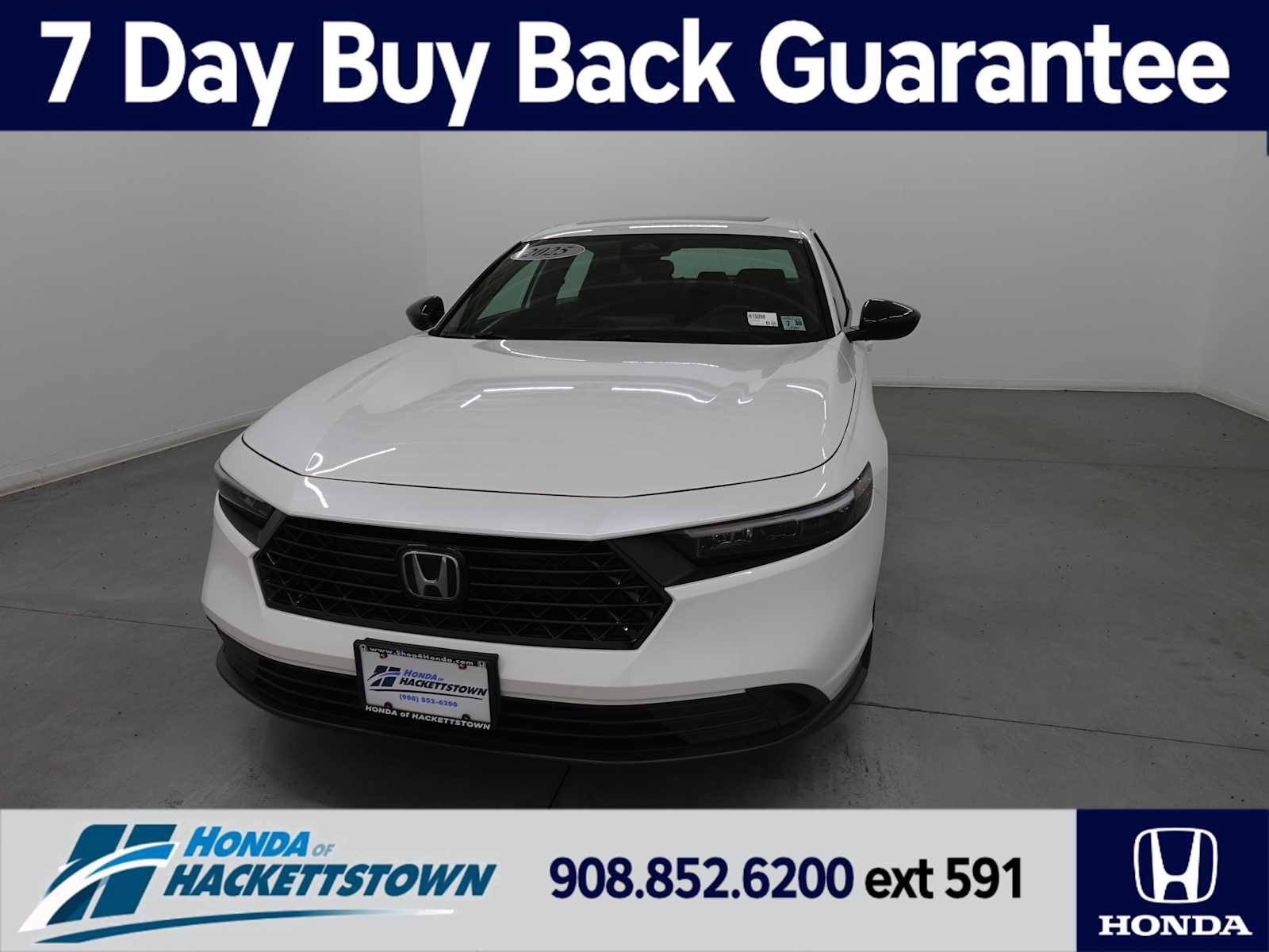 Used 2025 Honda Accord Sport image 1