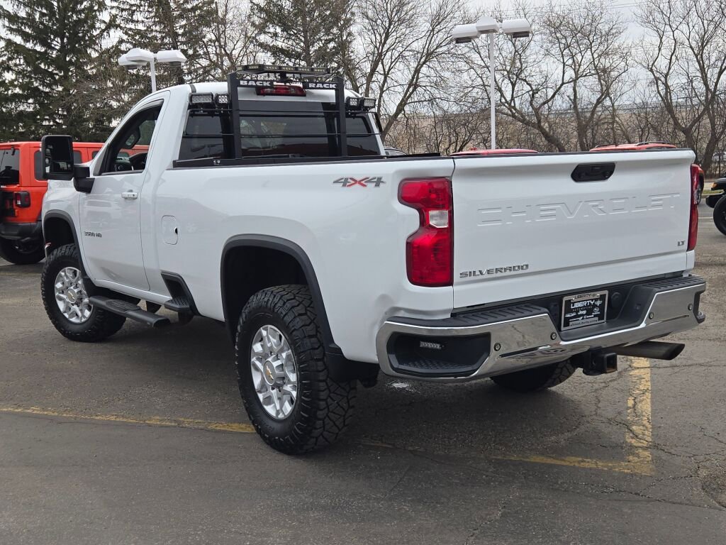 Used 2021 Chevrolet Silverado 3500 LT w/ Convenience Package AWD/4WD image 11