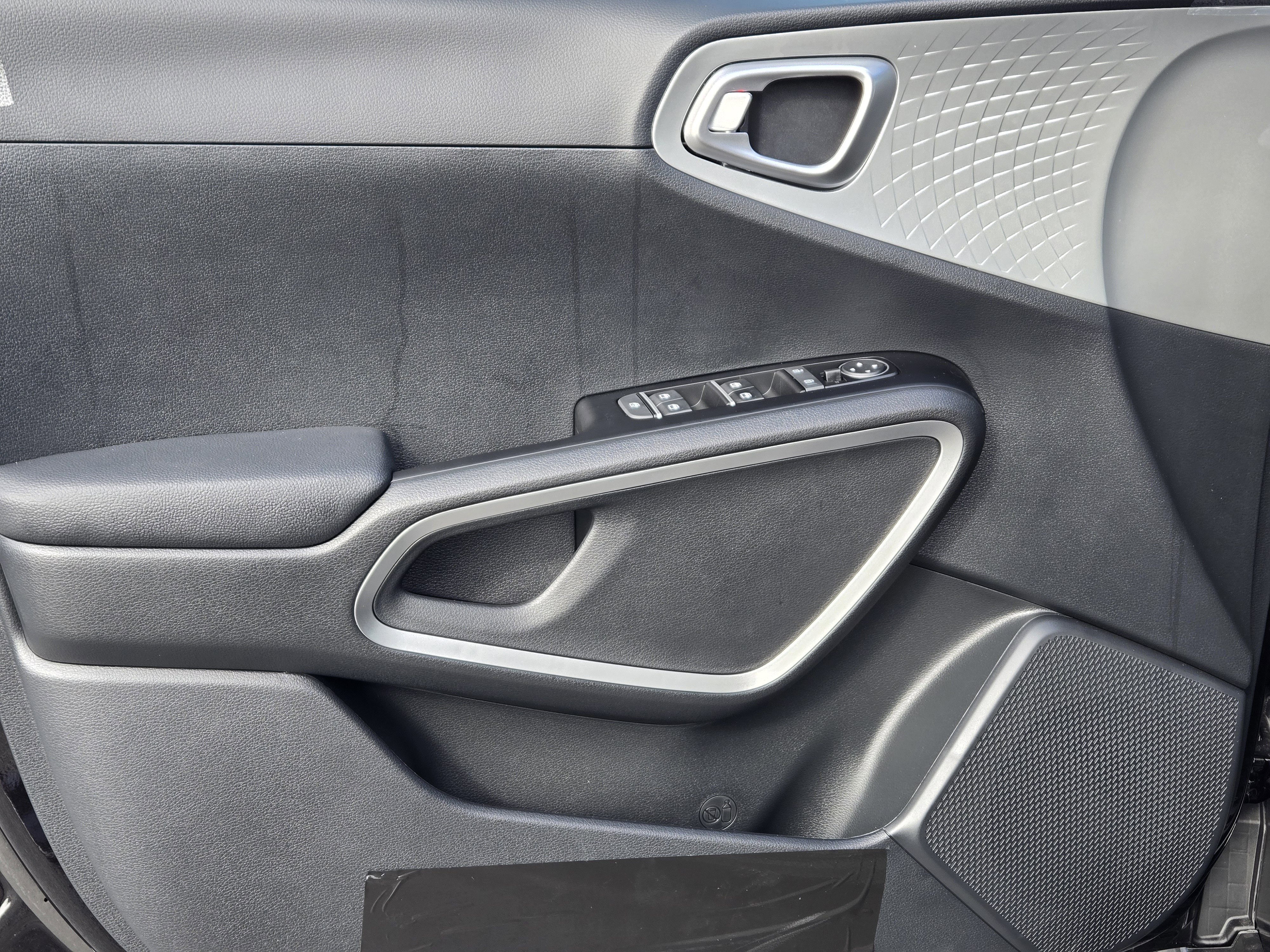 New 2025 Kia Soul LX image 13