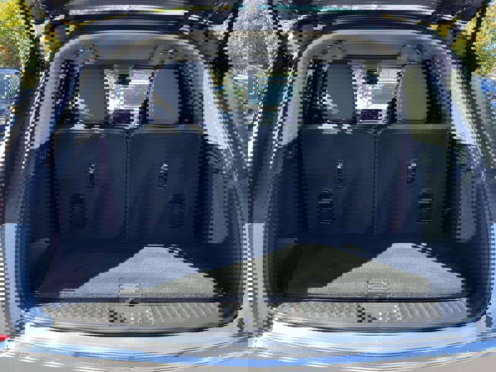 Certified 2023 Acura MDX SH-AWD image 8