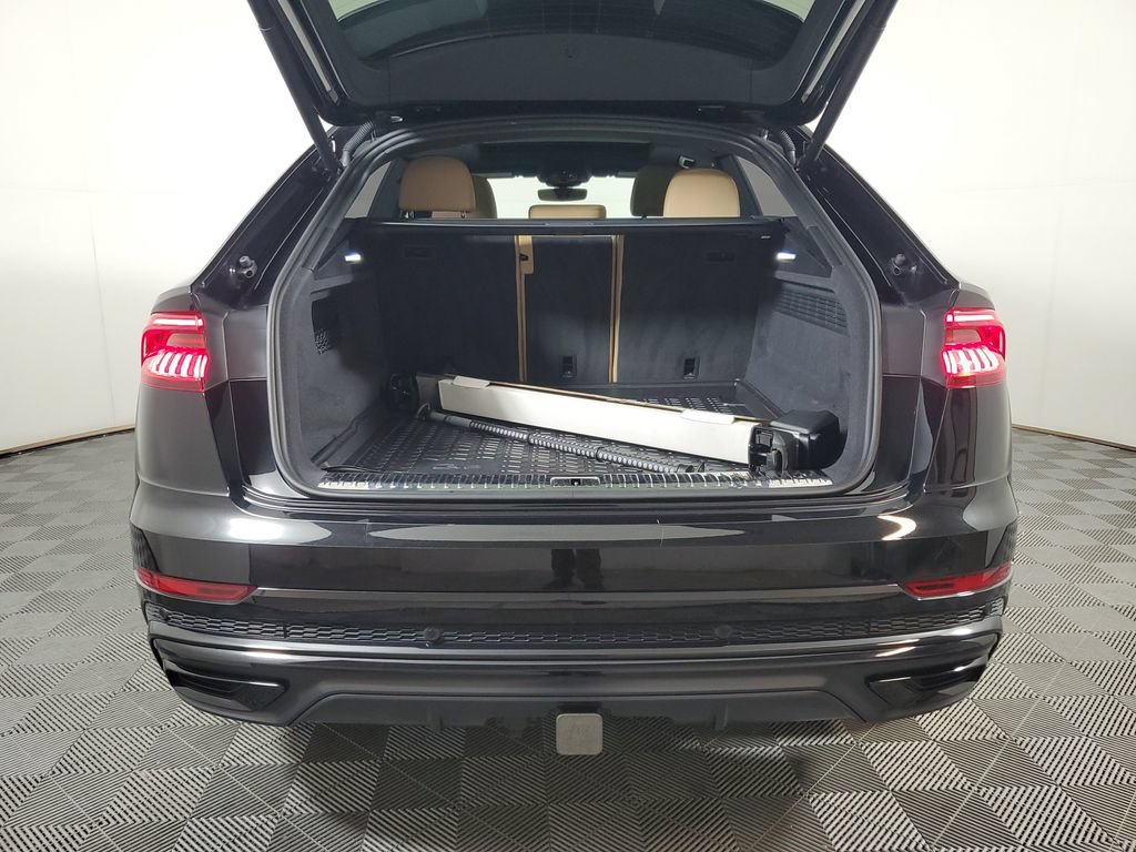 Used 2023 Audi Q8 Premium Plus w/ Premium Plus Package AWD/4WD image 9