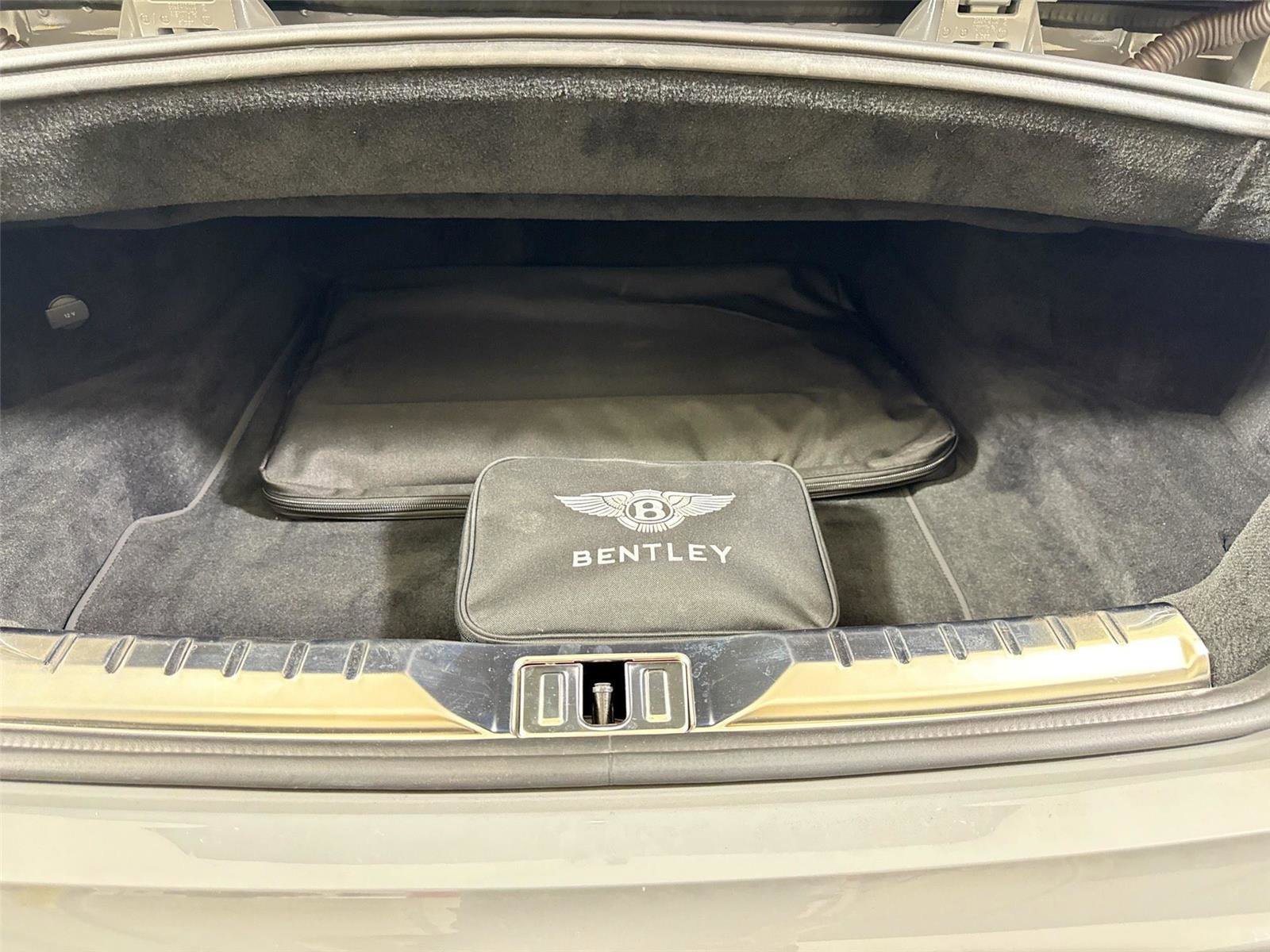 Used 2023 Bentley Continental GT S image 26