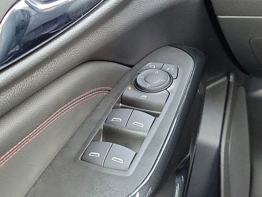 New 2026 Chevrolet Trax RS image 13