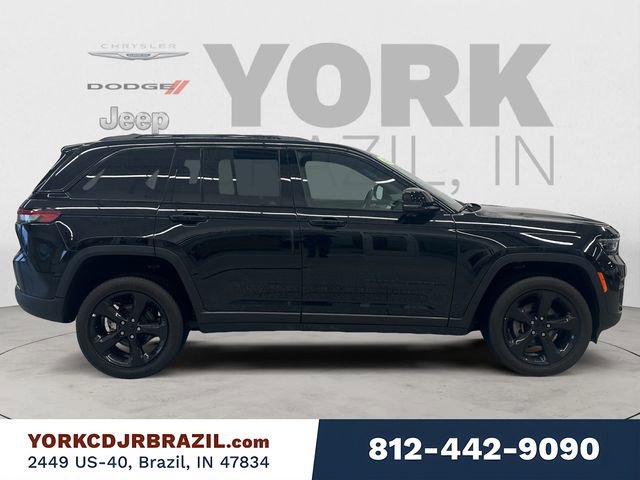 Used 2023 Jeep Grand Cherokee Altitude image 6