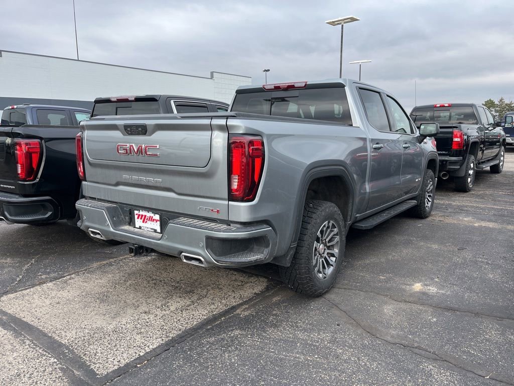 Used 2023 GMC Sierra 1500 AT4 w/ Technology Package image 4