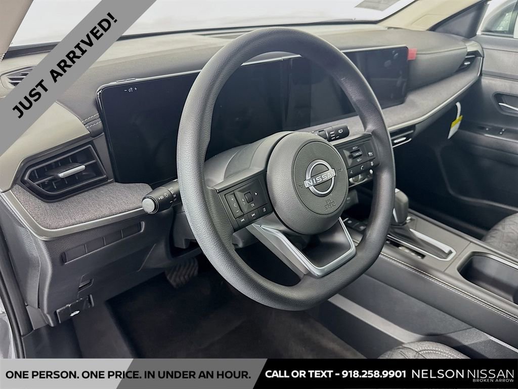 Certified 2025 Nissan Kicks SV image 9