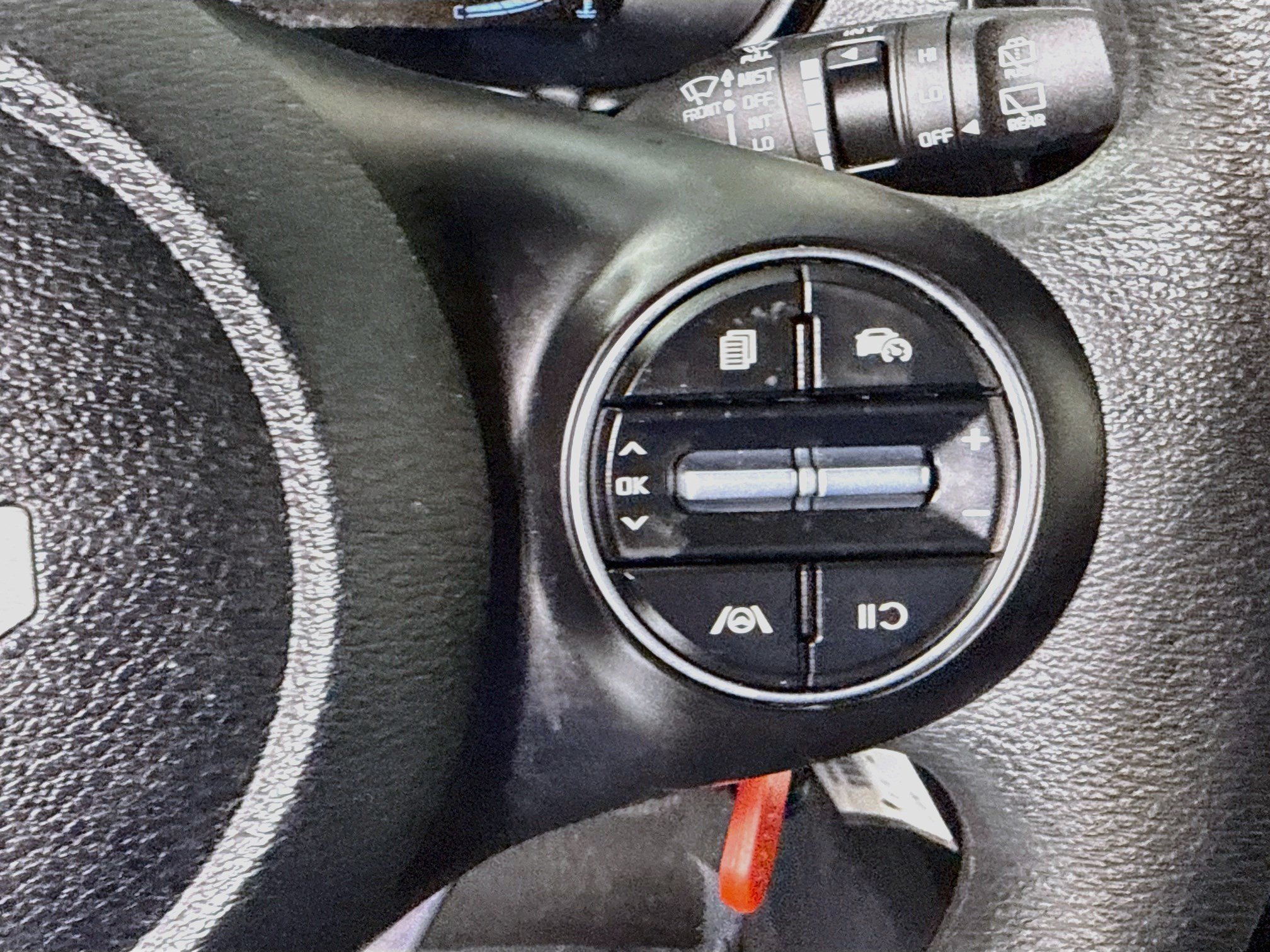 Used 2025 Kia Soul LX FWD image 15