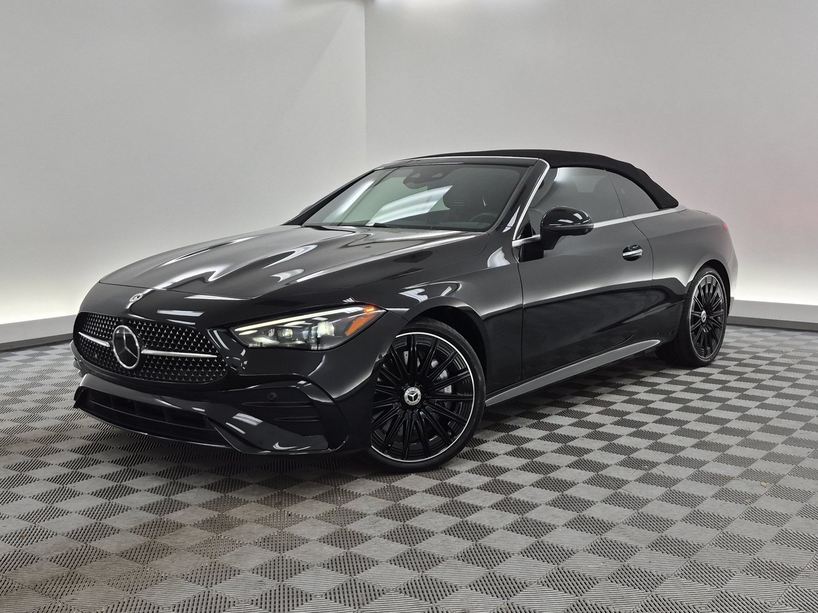 Used 2024 Mercedes-Benz CLE 450 4MATIC Cabriolet