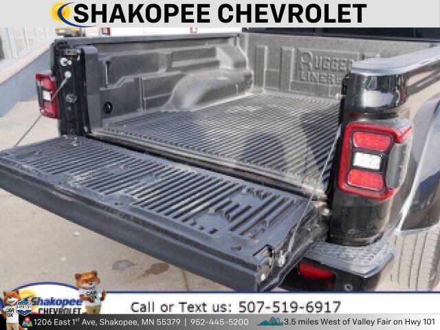 Used 2023 Jeep Gladiator Overland image 6