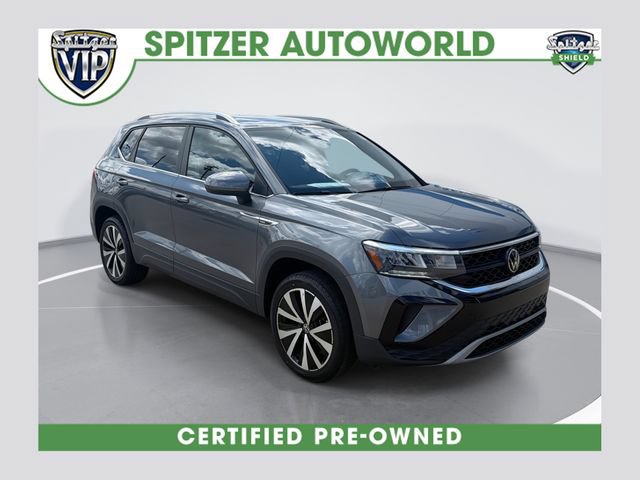 Used 2023 Volkswagen Taos SE w/ Panoramic Sunroof Package FWD image 1