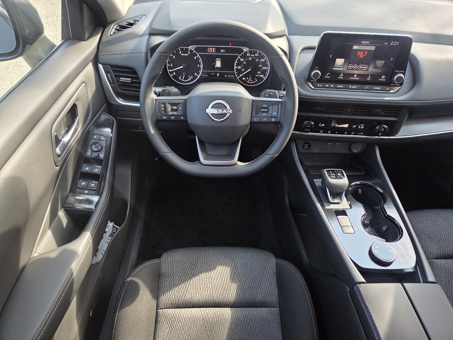 New 2027 Nissan Rogue SV AWD/4WD image 5