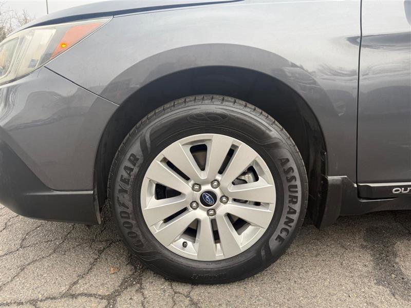Used 2019 Subaru Outback 2.5i Premium image 31