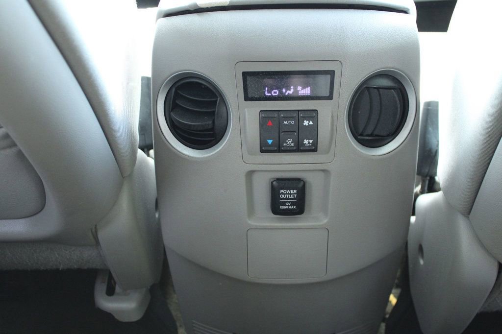 Used 2015 Honda Pilot EX image 24