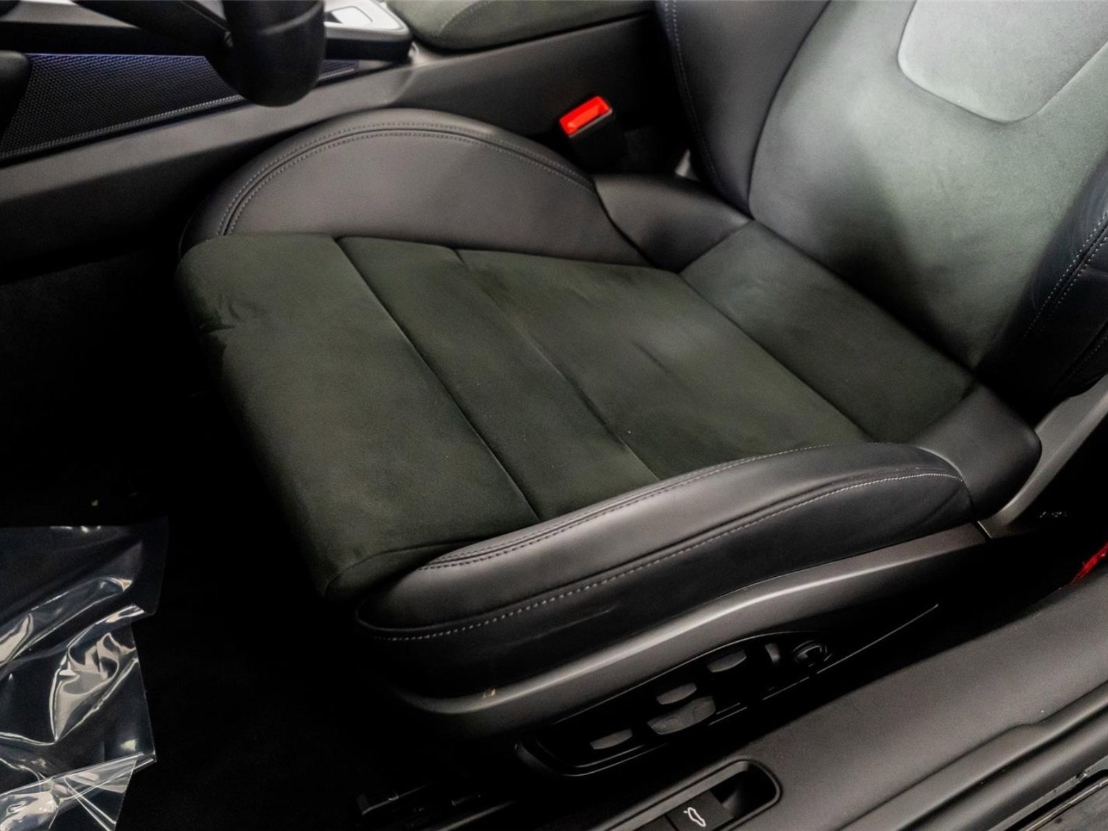 Used 2024 Porsche 911 Targa 4 GTS image 29