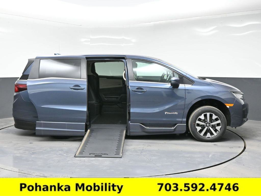 Used 2026 Honda Odyssey EX-L image 24