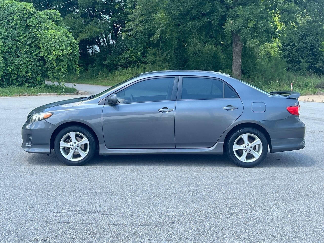 Used 2011 Toyota Corolla S FWD image 4