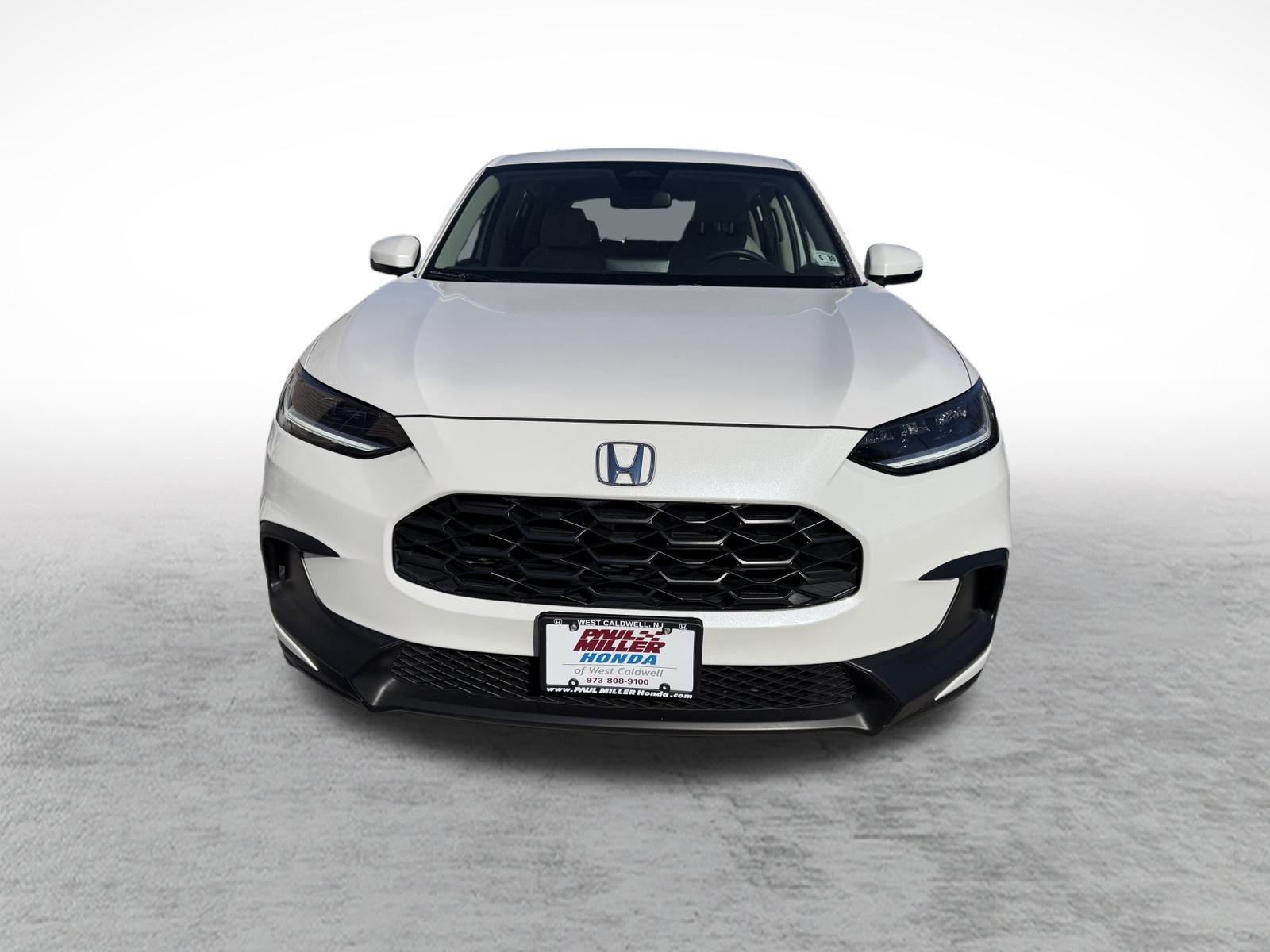 Used 2025 Honda HR-V LX image 2