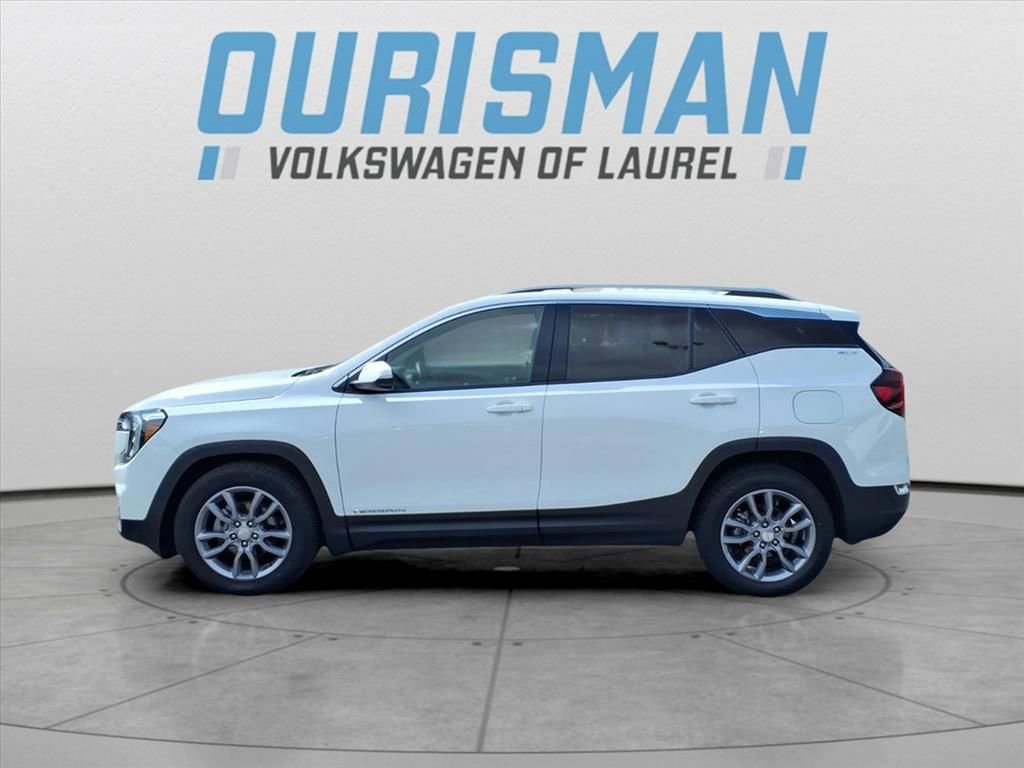 Used 2024 GMC Terrain SLT image 6