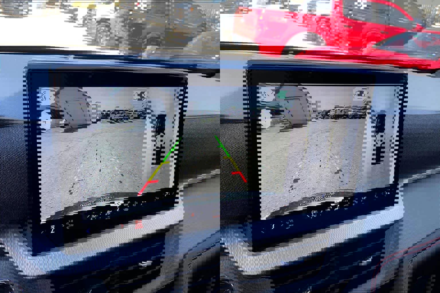 Used 2025 Ford Explorer ST image 24