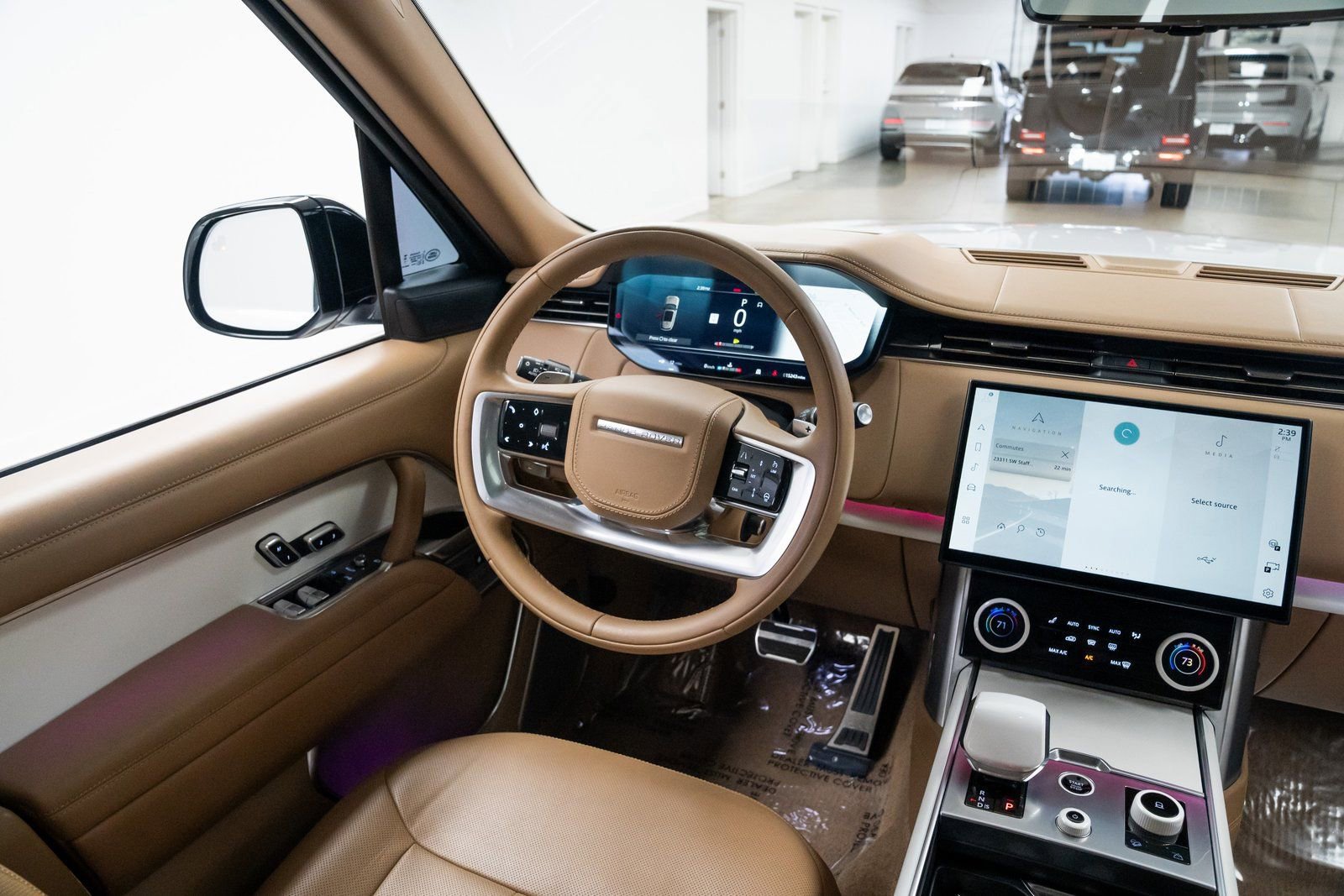 Used 2023 Land Rover Range Rover SV image 11