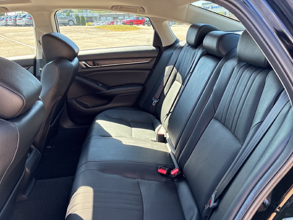 Certified 2019 Honda Accord Touring image 21