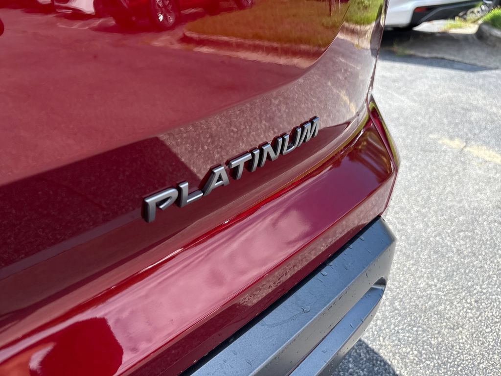 New 2026 Nissan Pathfinder Platinum FWD image 23