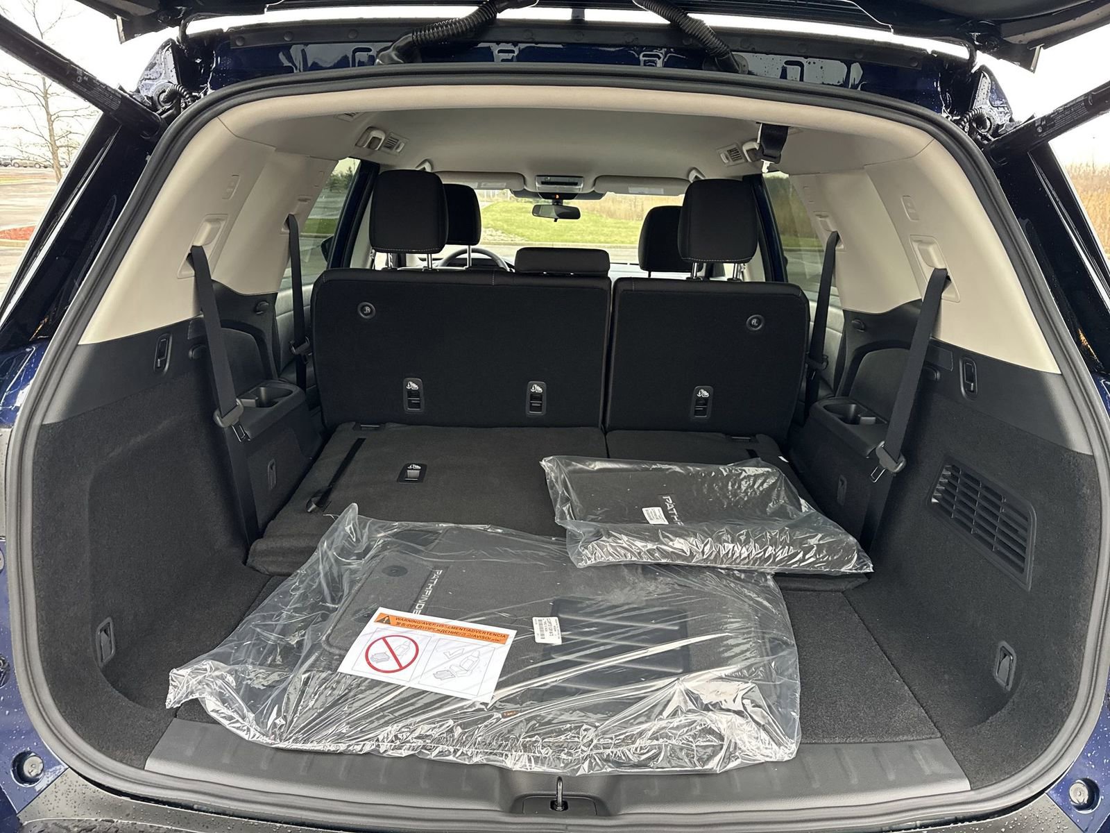 New 2026 Nissan Pathfinder SV image 30