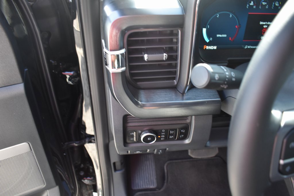 Used 2025 Ford F350 Lariat w/ FX4 Off-Road Package image 24