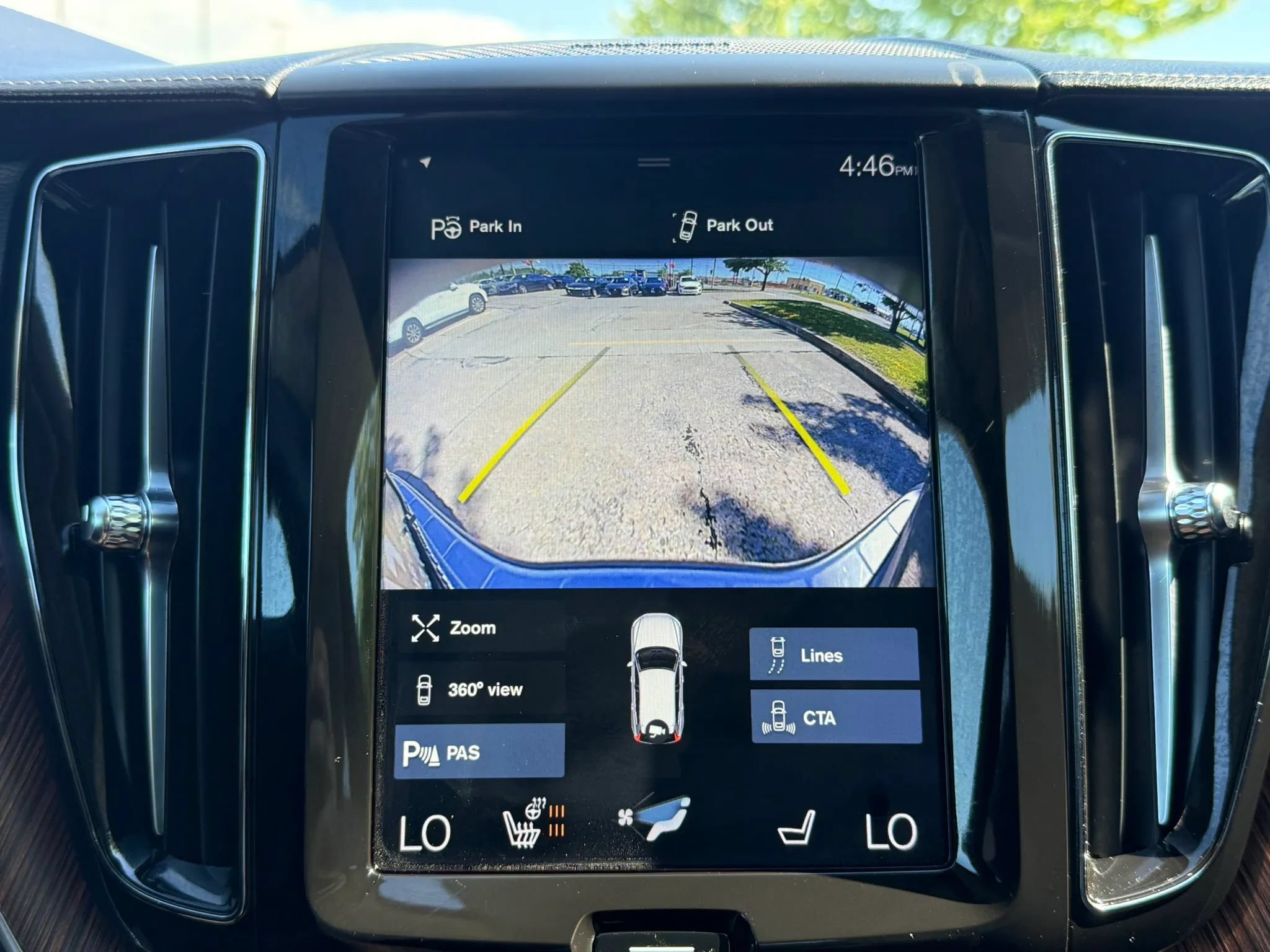 Used 2019 Volvo XC60 T6 Inscription w/ Protection Package Premier AWD/4WD image 37