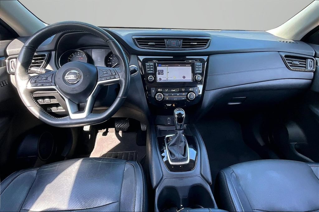 Used 2017 Nissan Rogue SL AWD/4WD image 7